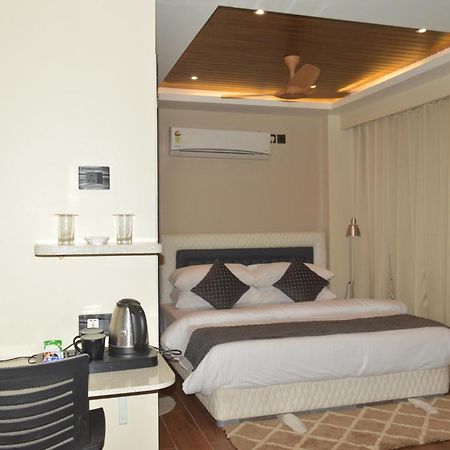 Hotel Essence Grandeur Guwahati Zewnętrze zdjęcie